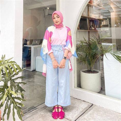 Tampil Cheerful Ini 7 Mix And Match Outfit Hijab Ala Cewek Kue