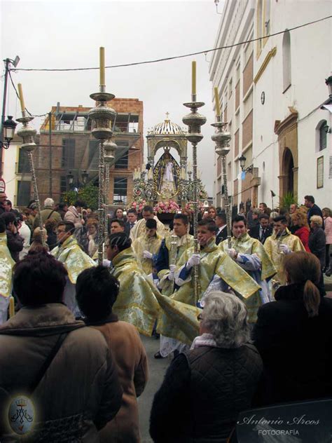 Al sonar de una campanilla Celebración del día de la Candelaria