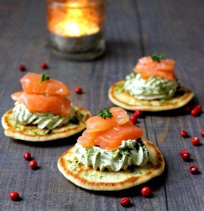 Toasts Blinis Chantilly Persill E Lardons De Saumon Fum Les