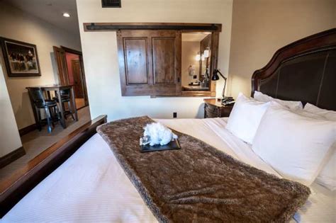 Luxury Hotel Suites in Jackson Hole| White Buffalo Club