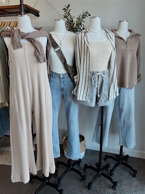 Freckles Chic - This little top is leaving just as fast as it came in