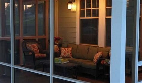 Essential Features And Design Tips For A Beautiful Screened In Porch