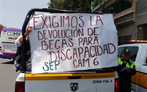 Maestros De La Sep Bloquean Carriles De La Calzada De Tlalpan En Cdmx