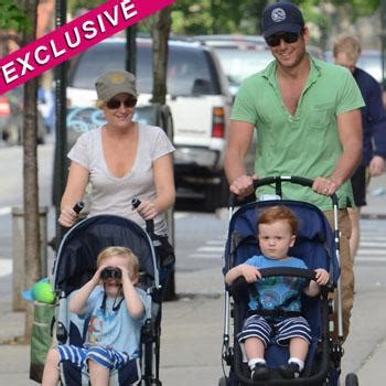 Amy Poehler & Will Arnett Focused On Kids Following Surprising Split