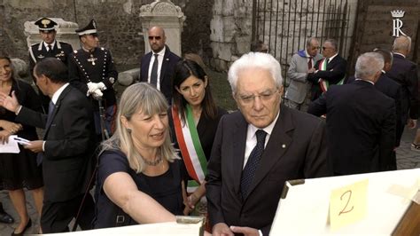 Mattarella Depone Due Corone Dalloro In Occasione Del 76 Anniversario