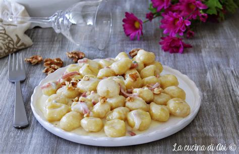 Gnocchi Alla Crema Di Gorgonzola Noci E Speck La Cucina Di Asi