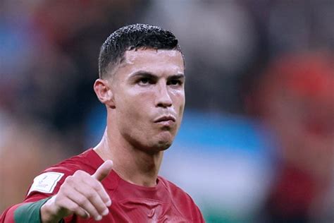 Cristiano Ronaldo Catat Rekor Menjadi Pesepakbola Dengan Penampilan