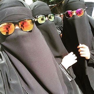 Best Images About Niqab Arabian Muslim Women On Pinterest