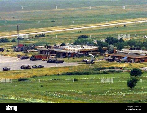 Pristina Airport Immagini E Fotografie Stock Ad Alta Risoluzione Alamy