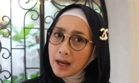 Desy Ratnasari Ungkap Kenapa Gagal Nikah Dengan Irwan Mussry Hanya