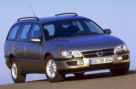 Opel Omega Stationwagon 2 5 TD Diamond Car Technical Specifications