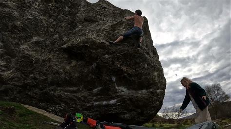 The Dude 6c Ruthven Boulder Scotland Bouldering Youtube