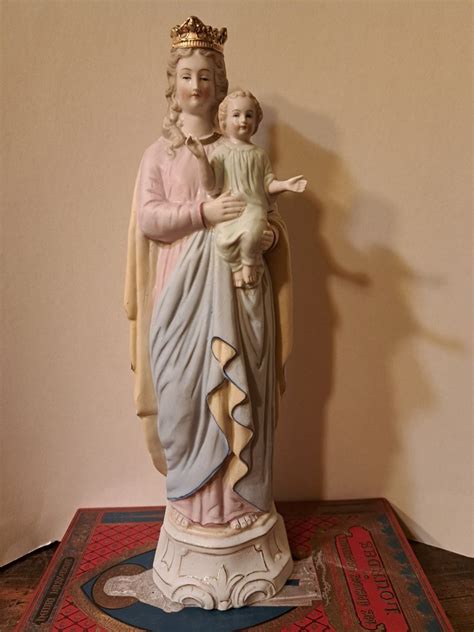 Statue Heilig Beeld In Porselein BisqueMadonna Maria Met Kindje Jezus