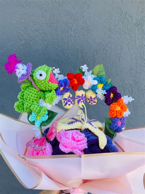 Disneys Tangled Crochet Bouquet Handmade Rapunzul Pascal Roses Sundrop