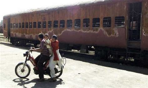 Godhra Train Burning Verdict: Gujarat HC Commutes Death Sentence of 11 Convicts to Life Term ...