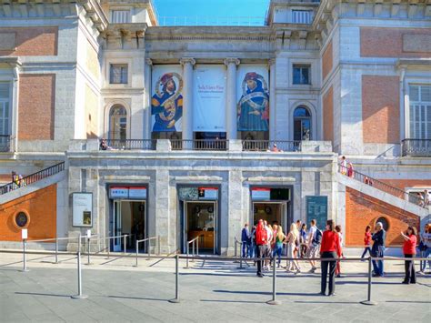 Walk of Art Private Tour Prado Reina Sofía Thyssen Museums Madrid