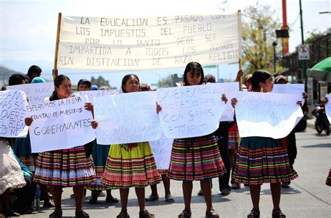 Protestan Vecinos De Ahuixtla Chilapa Para Exigir Maestros El Sur