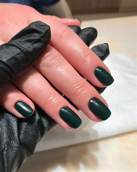 Creative Dark Green Nail Ideas For Every Aesthetic Indieyespls