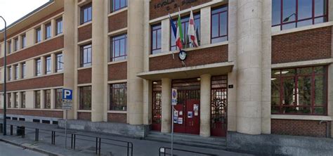 Bimbo Caduto Dalle Scale A Milano Scuola Pirelli Ecco Cosa Successo