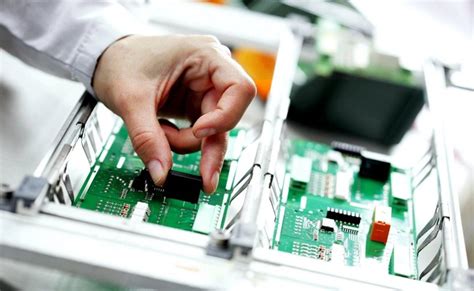 Pcb Manufacturing And Assembly A Comprehensive Guide Viasion