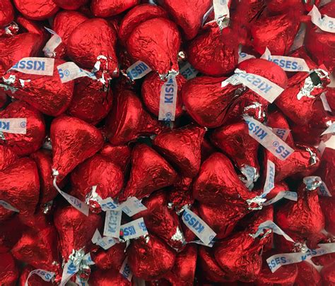 Hershey S Kisses Hersheys Kisses Milk Chocolate In Red Foil Pack Of India Ubuy