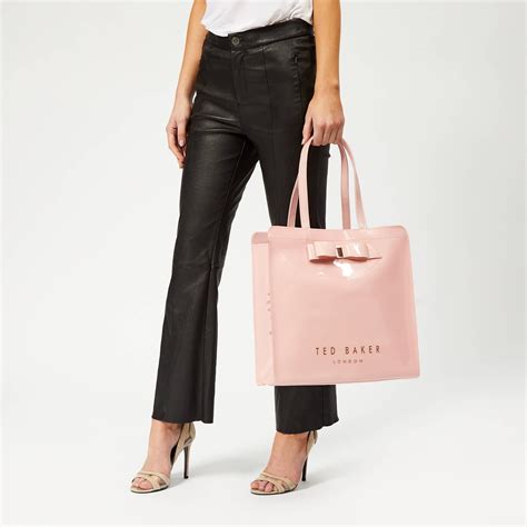 TED BAKER Ted Baker SOOCON Crosshatch Large Icon Bag Pink Crosshatch