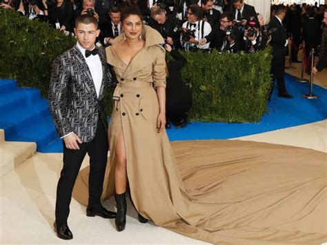 Nick Jonas And Priyanka S First Encounter At Met Gala