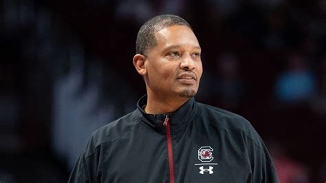 South Carolina basketball coach Lamont Paris agrees to contract extension