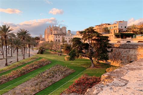 1 Day Palma De Mallorca Itinerary Top Things To Do From Sarah Jolie