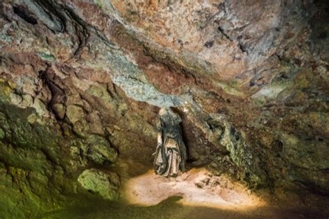 Mother Shiptons Cave Knaresborough History Photos And Visiting