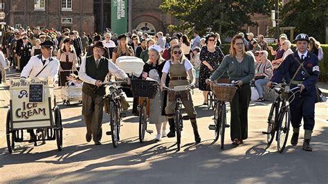 Cheap Tickets For Salute To The 40s At The Historic Dockyard Chatham In