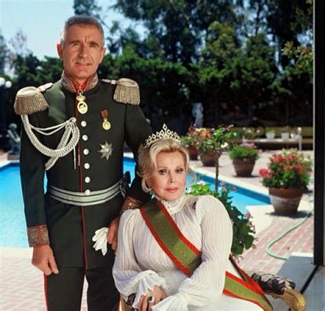 Socialite Actress Zsa Zsa Gabor Dead At 99 Canyon News