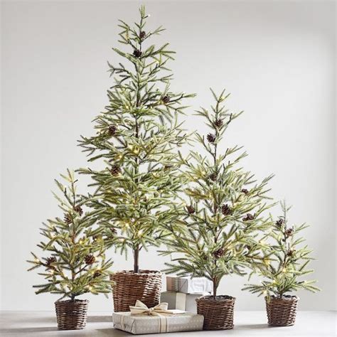 12 Best Tabletop Christmas Trees 2022 Hgtv