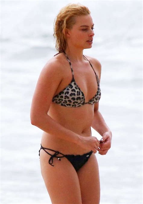 Margot Robbie In Bikini 24 Gotceleb