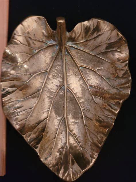 VTG Virginia Metal Crafters Solid Brass Rhubarb Leaf Dish Tray Hand