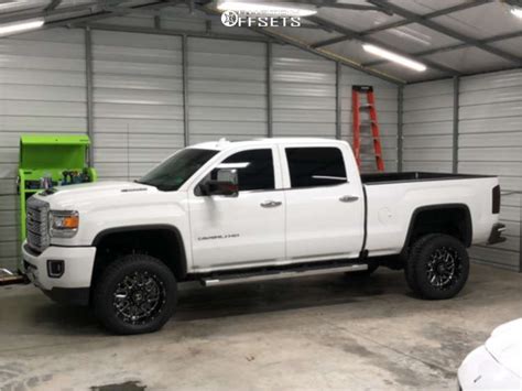 2019 Gmc Sierra 2500 Hd With 20x10 19 Hostile Sprocket And 305 55r20 Falken Wildpeak At3w And