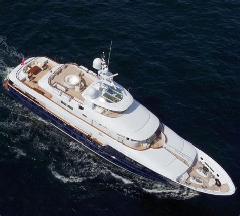 Yacht 42M KINGSHIP SUPERYACHT Kingship CHARTERWORLD Luxury