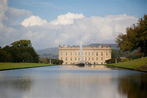 Chatsworth House And Lake Editorial Image Image Of Emperor 69108315