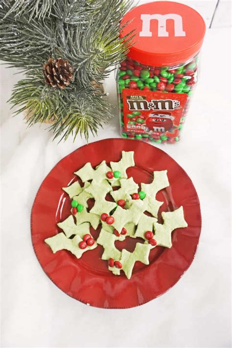 4 Ingredient Holly Cookies Nerdy Mamma