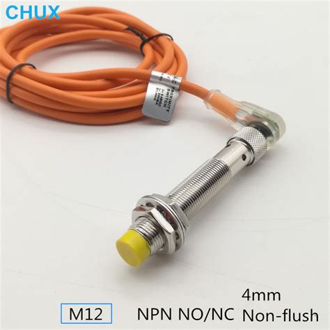 Inductive 4mm Non Flush M12 NPN Proximity Sensor Switch With Bend