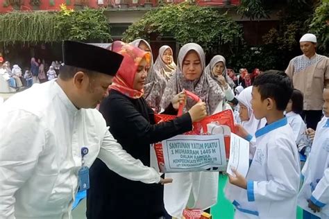 Peringati HUT RI SD Di Kota Tangerang Pilih Bantu Anak Yatim Piatu