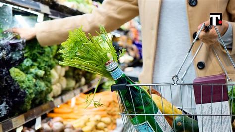 Giugno Quali Supermercati Sono Aperti Oggi Ecco Dove Fare La Spesa