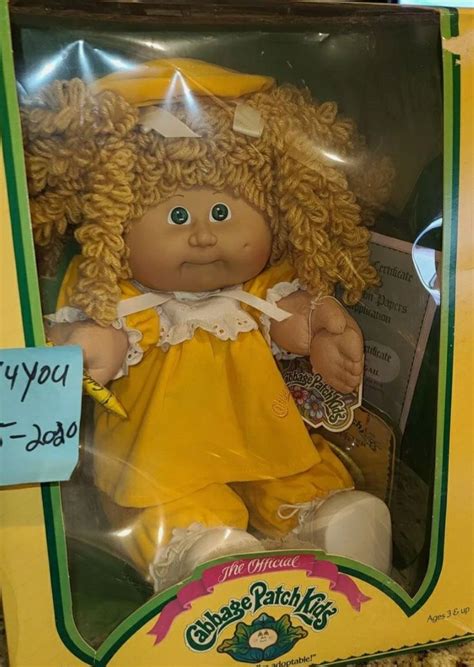 Coleco Popcorn Girl Cabbage Patch Kids Dolls