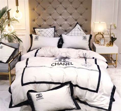 Luxury Cn Chanel Type 85 Bedding Sets Duvet Cover