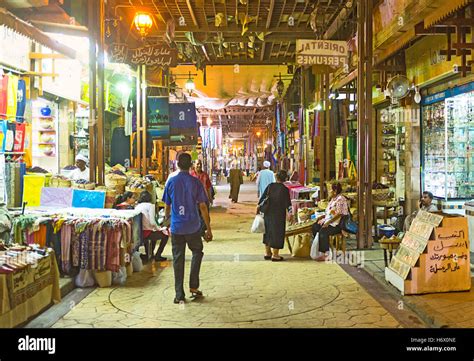 Souk Luxor Egypt Stock Photos & Souk Luxor Egypt Stock Images - Alamy