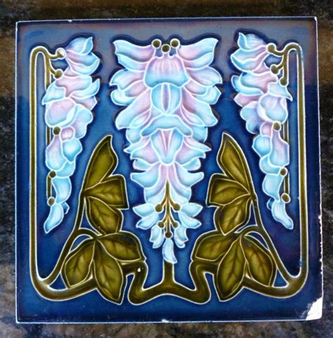 Jugendstil Fliese art nouveau tile MOPF Hyazinthe Tegel Blüte