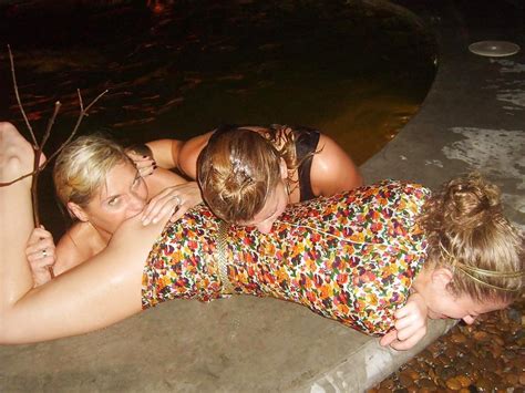 Embarrassed Nude Girls Porn Pictures Xxx Photos Sex Images Pictoa