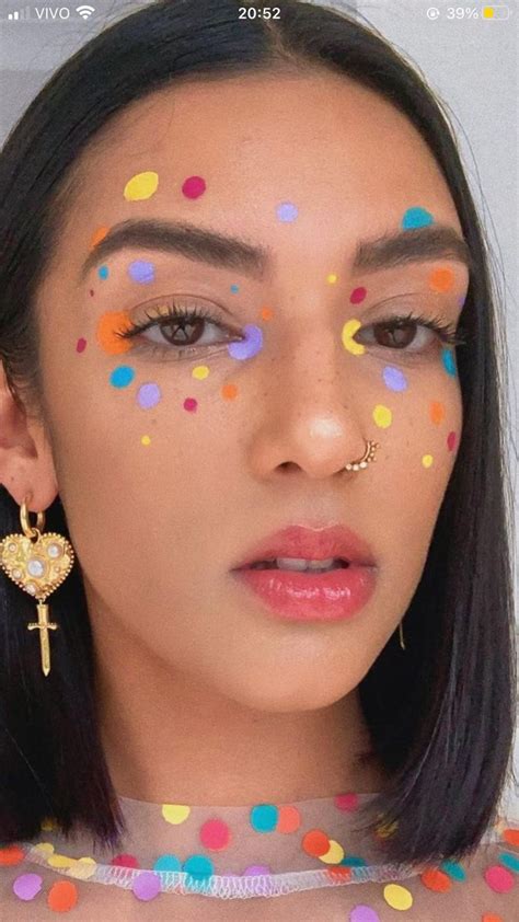 Pin De Cenoura Cozida Em Makeup Maquiagem De Festival Projetos De Maquiagem Arte Em Maquiagem