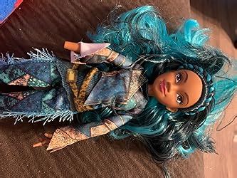 Amazon Disney Descendants Uma Fashion Doll Inspired By