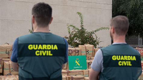 Policías Y Guardias Civiles Piden En Toda España Que Se Les Reconozca